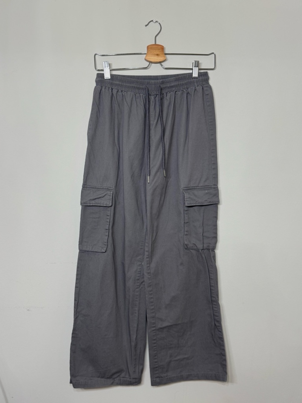 Women’s Gray Cargo Drawstring Pants